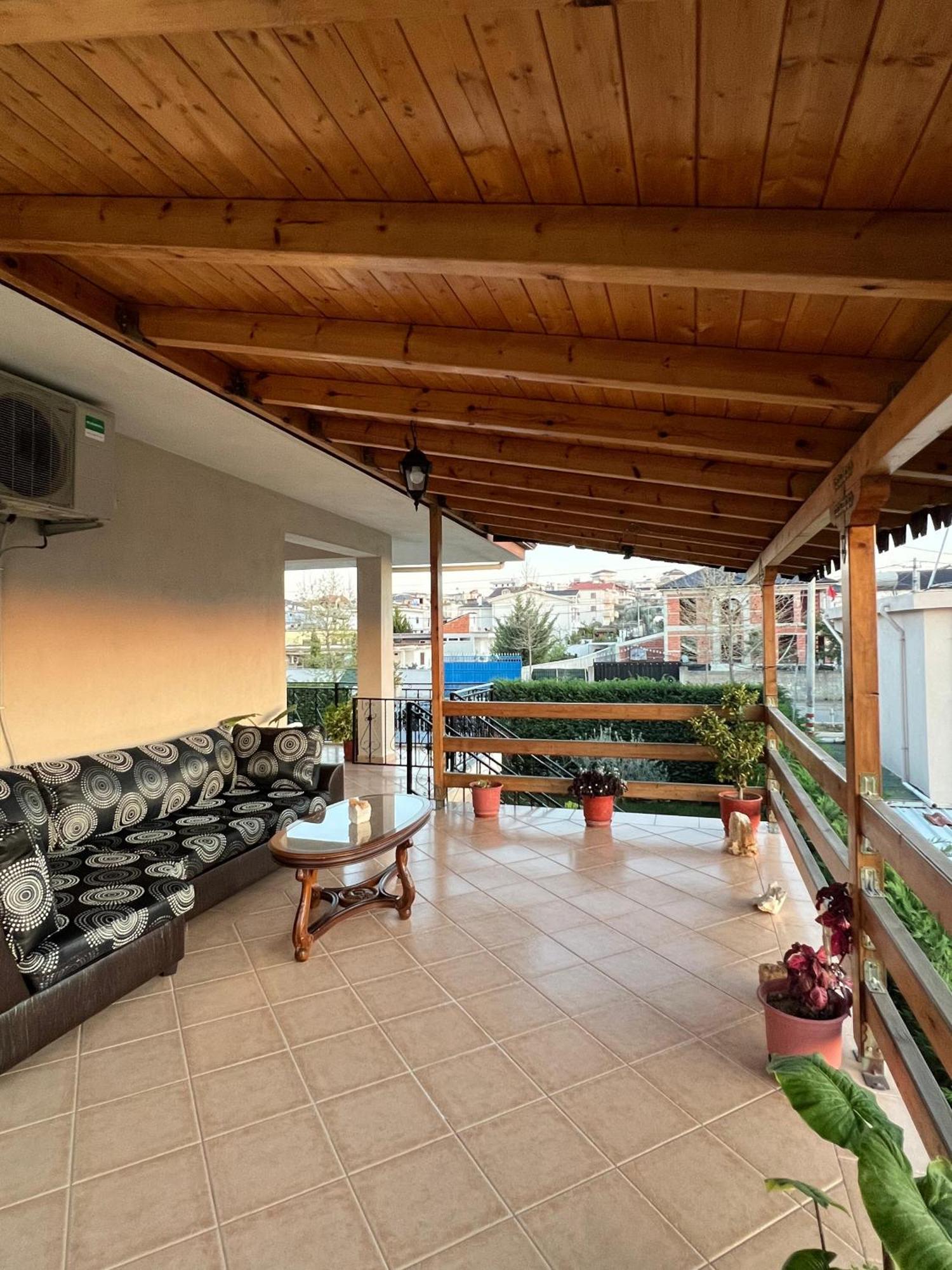 Villa Cerpja Kamez Exterior foto
