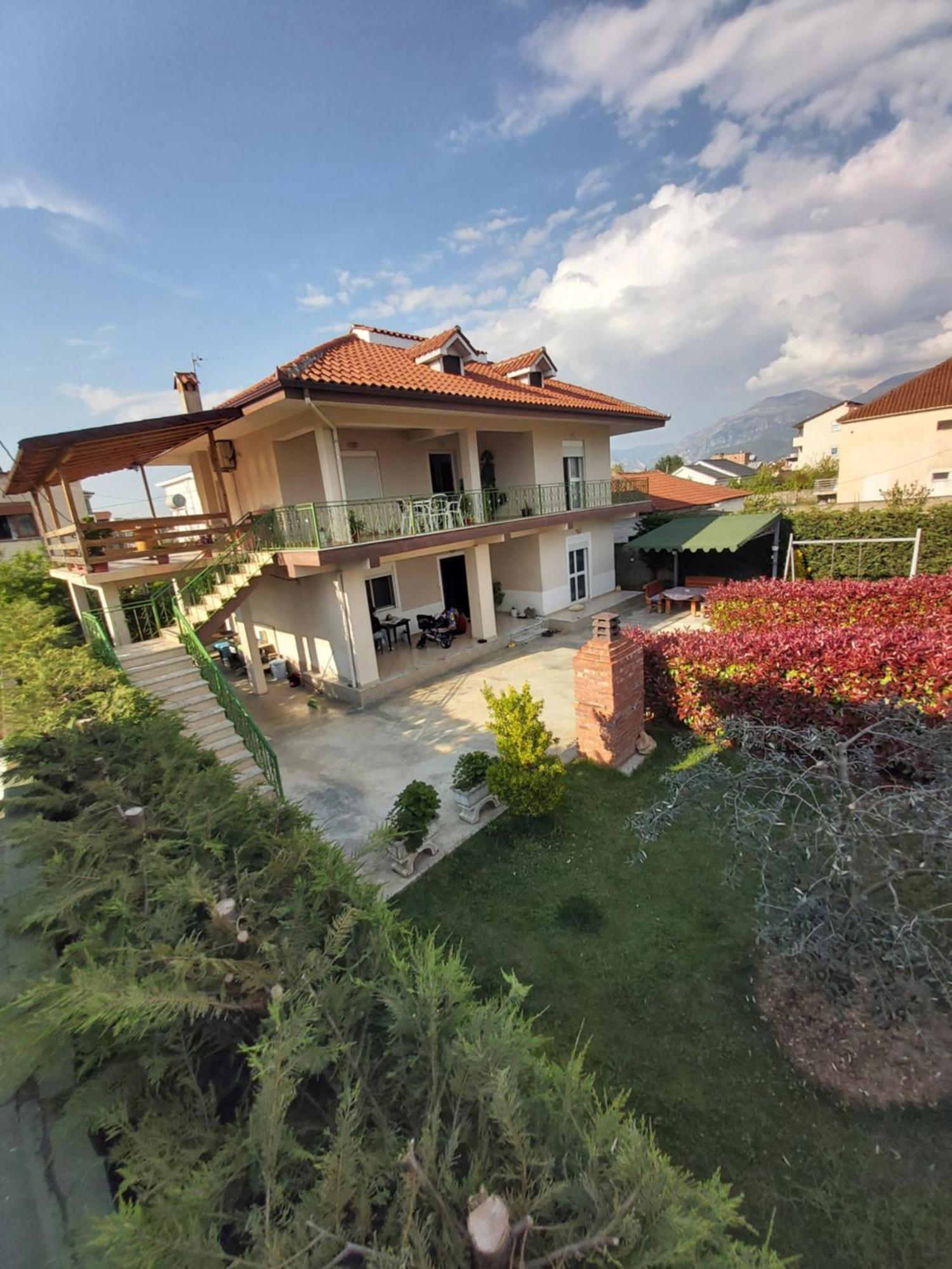 Villa Cerpja Kamez Exterior foto